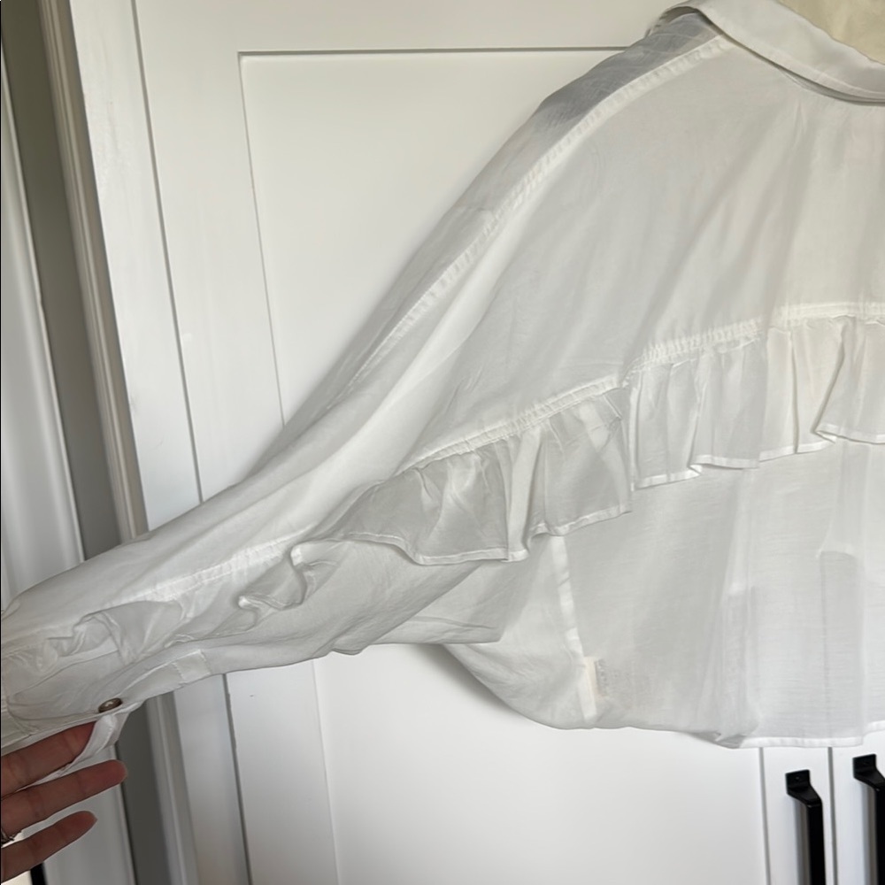 Pilcro Anthropologie White Flutter Sleeve batwing Crop Top - Picture 6 of 9